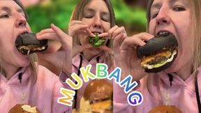 Burgers set Big CHEWING experience