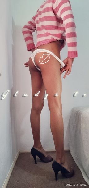 Travesty Masturbating
