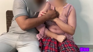 Mausi Ki Ladki aayi ghar par aur aate hi mujse chudi