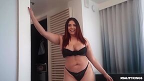 Steamy Maid Scarlett Venom Teases And Pleases
