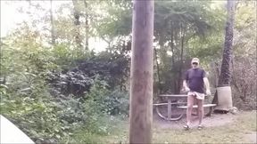 exhibe dans un parc
