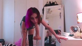 standing ride on the fuck machine - anal