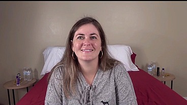 Desperate Amateurs Kay hot mom gets banged hard