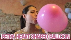 Petra heart shaped balloon - HD