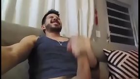 Mesti&ccedil_o (japon&ecirc_s brasileiro) batendo uma!