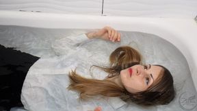 Office Outfit Wetlook – Fully Clothed Bath & Underwater Play 1080p