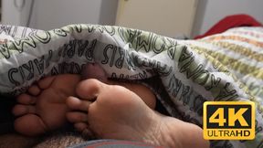 Hot feet for low temperatures - Camila unaware footjob – 4K