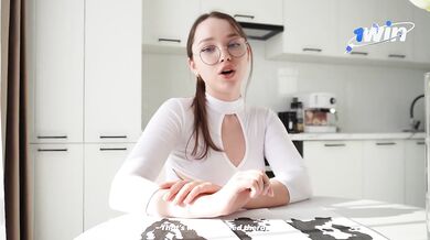 Personal Psychologist couldn’t resist the side fuck and dripping creampie