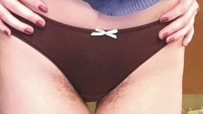 Smart Kate Shows Her Hairy Pussy in Christmas