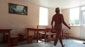 Naked Waitress Let Herself Be Fucked