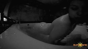 Solo Horny MILF Sunny Lane Touching In The Jacuzzi! What A Big Cake!