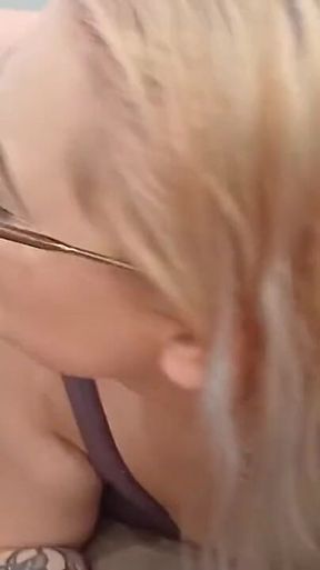 Lorelei Cums for Coffee and Tries a Sex Chair & Threesome