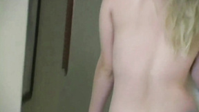 Sweet Liz strip off Hot Photoshoot