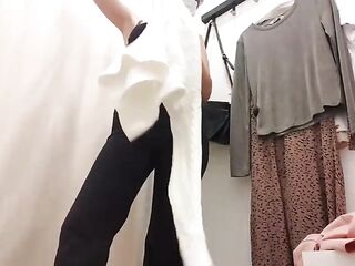 Feralberry is masturbating with a sex toy, in the dressing room and groaning during the time that cumming