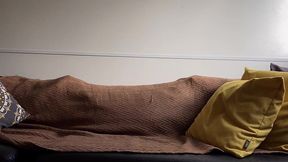 mamando casado no sofa