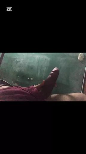Hot stepson comes into my room and masturbates - Jovenpoder