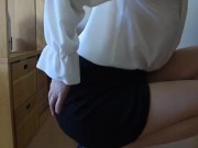 オフィスレディになりきり上司の部長さんとエッチな関係を妄想しながら一人芝居オナニー