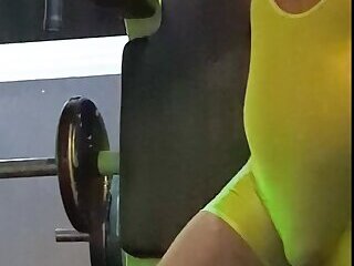 My sexy yellow gym singlet