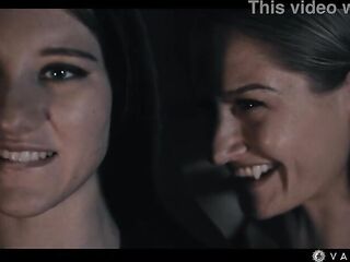 Vampire Facesitting Domination - Melody Marks