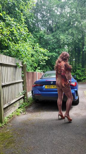 Crossdresser kellycd2022 masturbating in sexy thong stockings and heels