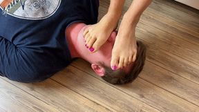 Your Face Deserves Foot Slaps, Foot Kicks, And Smothering | WMV