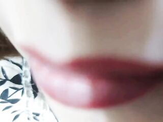 Viral stepsister enters sister-in-law's room