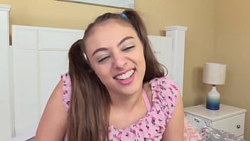 Gia Makes Bank As A Sitter Because Her Services Come With A Side Of Snatch!
