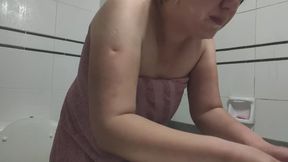 I brush my teeth Again