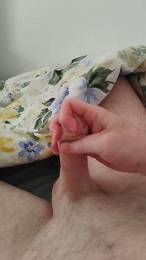 2026-05-08 morning jerking in the bed with big cumshot