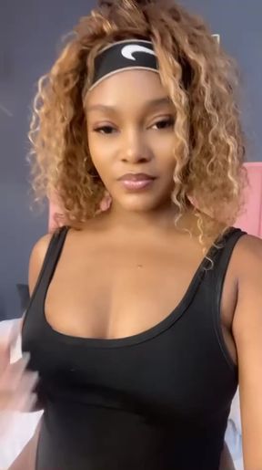 Fiorella Rains cam model tease
