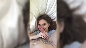 Riley Reid Fucks Fan (iphone vertical, amateur)