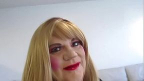 Getting ready with TS Aliza Breeze, we have a gentleman caller cummimg by.