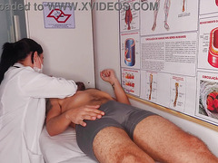 ere o na frente da enfermeira