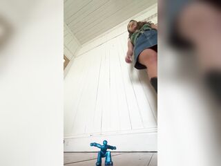 Giantess Cowgirl: Denim Petticoat & Leather Boots Stomp