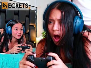 I SCREW MY STEPSISTER WHILST THAT BABE PLAYS MOVIE SCENE GAMES