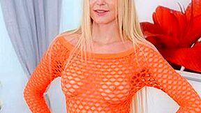 Olivia Wye In Fishnet To Drag In All The Hot Guys