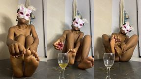 Using my soaked panties to clean my feet