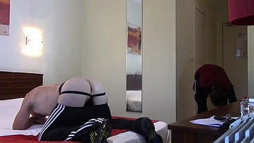 2064 fucked in jockstrap by arab discret