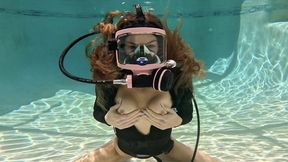 Full Face Scuba Self Fucking Show with Nathalia