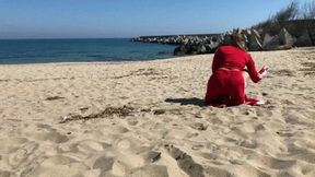 Entertainment on the beach*