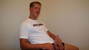 Cameron looks hot AF while jerking his shiny cock