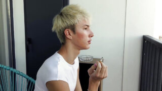 Vanha mies barebacks tiukka amatööri nuori crossdresser teini alusvaatteissa intensiivisen nuolemisen ja suihinoton jälkeen