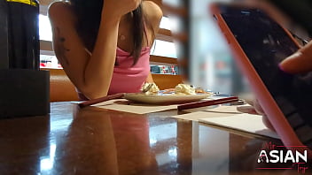 Girlfriend wearing a remote control toy in public, she orgasms in the restaurant!!