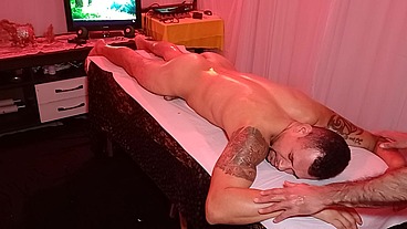 Massagem tântrica com o pernambucano dotado