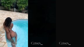 je me gode dans la piscine et utilise mes sextoy sous l’eau . j’ai tout ...