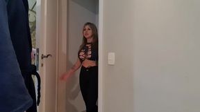 vizinho me recebeu no ape dele e dei uma desculpa para dar a buceta