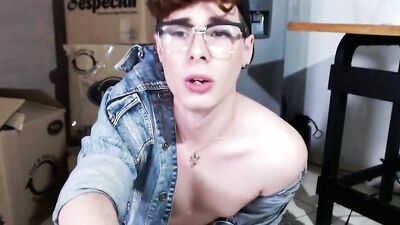 Horny twink gets naked and masturbates on live webcam show