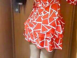 Short Petticoat Twerk