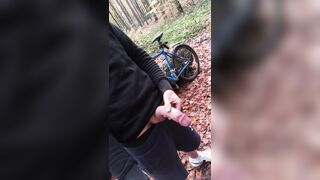 Jizzing in the forest