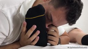 Dan's Shy Foot Worship Client